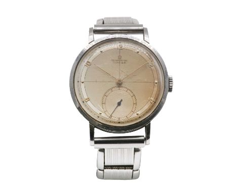 A gentlemen's stainless steel Omega Chronomètre mechanical bracelet watch,   35mm diameter, with a gilt dial, applied gilt Ar