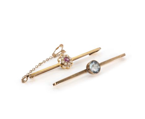 Two early 20th century gold bar brooches, comprising a gold amethyst and split pearl cluster bar brooch, with a central round