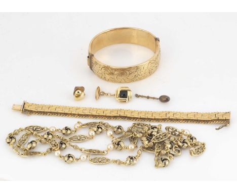 A quantity of gold plated items, including a rolled gold engraved bangle, openwork linked and simulated pearl necklace, and o