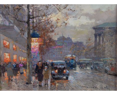 EDOUARD CORTES (1882-1969) OIL PAINTING ON CANVAS Street scene in Paris with vehicles and pedestrians Signed lower right 10 ¾