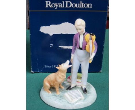 BOXED ROYAL DOULTON GLAZED CERAMIC FIGURINE 'THE YOUNG MASTER' HN2872