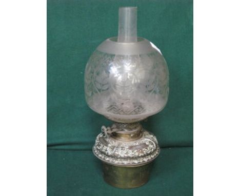 ZIMMERMANN & CO VICTORIAN BRASS OIL LAMP WITH DECORATIVE GLASS SHADE, APPROXIMATELY 43cm HIGH 