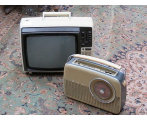 VINTAGE BUSH RADIO AND VINTAGE PHILLIPS TELEVISION 