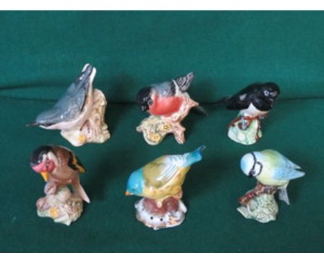 PARCEL OF FIVE BESWICK CERAMIC BIRDS PLUS ONE OTHER 