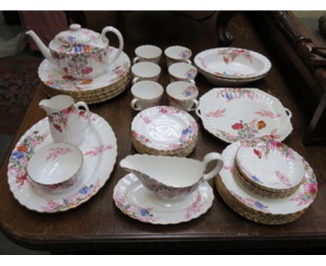 QUANTITY OF SPODE FLORAL DECORATED DINNERWARE, APPROXIMATELY FORTY PIECES 