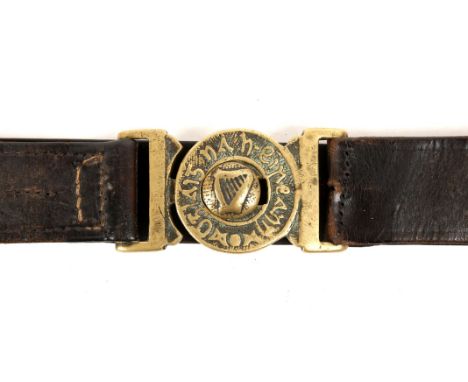 1916 Irish Volunteers uniform belt buckle. A cast brass, two-piece belt-buckle centred with relief harp and emblazoned "Oglai