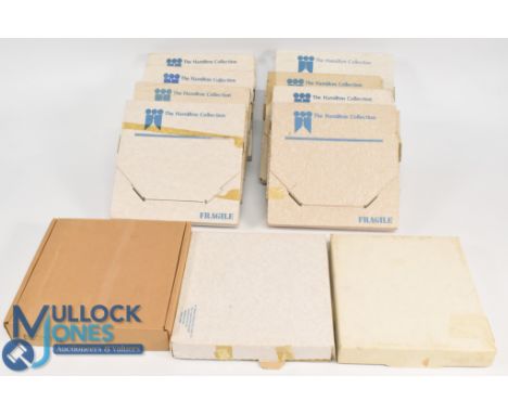 Star Trek Ceramic Picture Plates All boxed examples issued by the Hamilton Collection 11 in total (box)