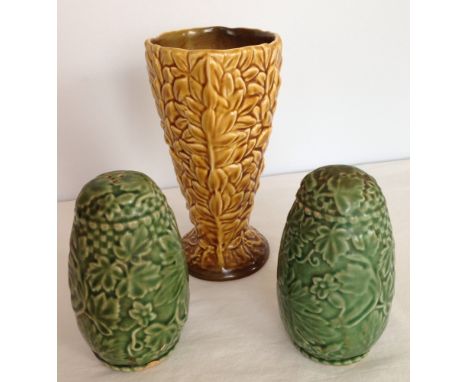 A Sylvac vase #4540 18cm tall with a Sylvac style large salt & pepper pots.