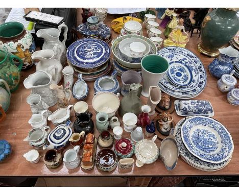 Portmeirion British Heritage Collection jugs, together with willow pattern and other ceramics.