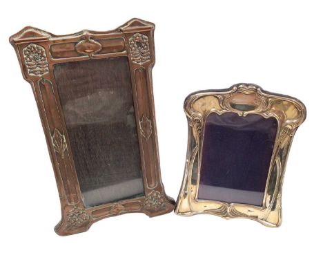 Art Nouveau style silver photograph frame (Sheffield 1991) together with another similar copper frame