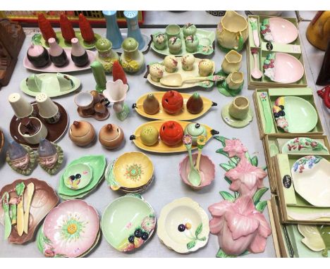 Carlton Ware flower and leaf dishes, condiments and other similar ceramics