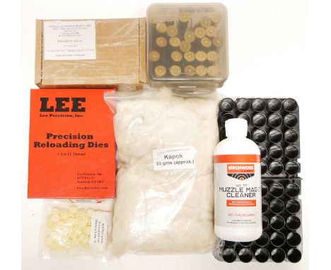 Martini Henry 577/450 reloading equipment, to include a Lee three die set with shell holder, part box of 480 grain .468 lead 