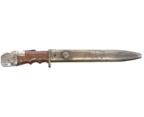 British No.7 bayonet and scabbard, lacking the muzzle ring, the ricasson stamped No7 MkI L. Buyer must be over the age of 18.