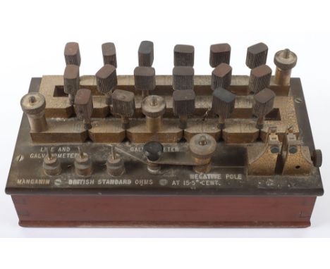 A British WWI Royal Engineers Galvanometer, for testing detonator circuits, W.G. Pye &amp; Co Cambridge, No. 3725 dated 1916,