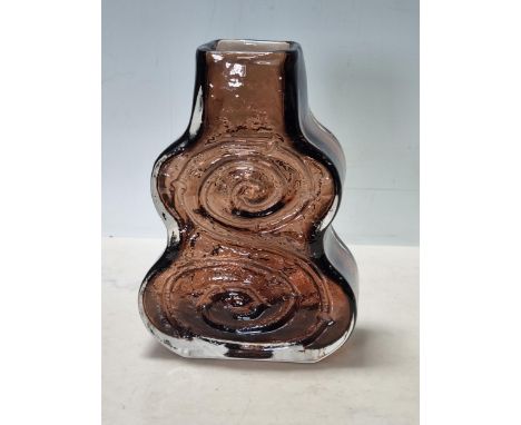 A Whitefriars textured Cinnamon Cello Vase designed by Geoffrey Baxter 7in high. A small bubble in the rim, but probably caus