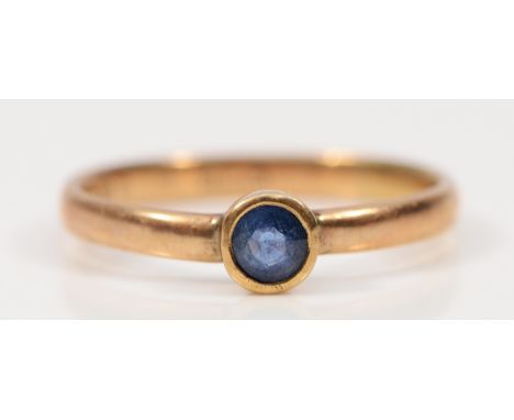 A 9ct gold sapphire solitaire ring, London 1942, P, 2.1g