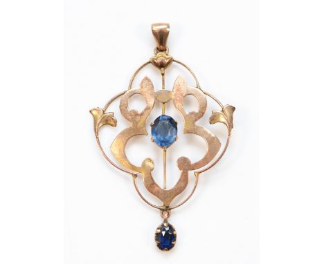 A 9ct gold Edwardian sapphire pendant, 45mm, 1.5g