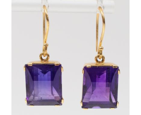 A pair of 14K gold amethyst hook earrings, 17mm x 13mm amethyst, 11.5g