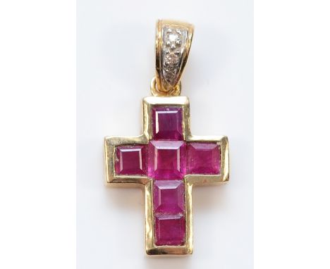 A 14K gold ruby and diamond cross pendant, 20mm, 1.8g