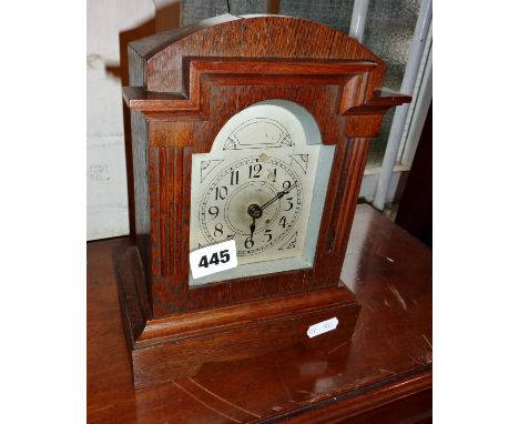 Oak-cased mantle clock