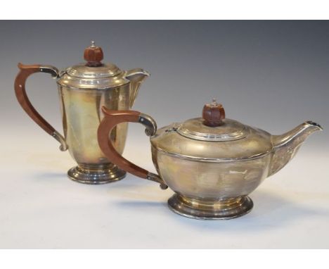 Elizabeth II silver teapot with matching hot water jug, Sheffield 1961, 34oz approx gross   Condition: 