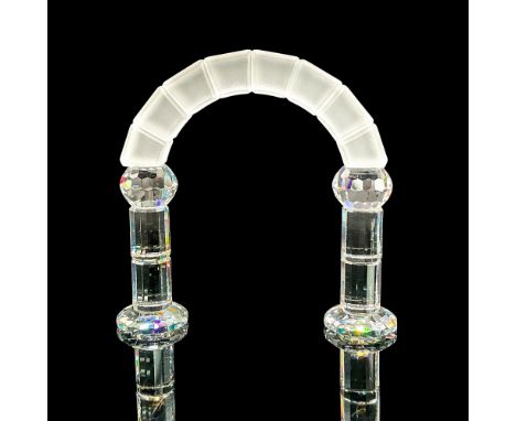 Sparkling clear and satin crystal figure of an arch. Swarovski acid etched mark. This retired Swarovski arch was part of the 