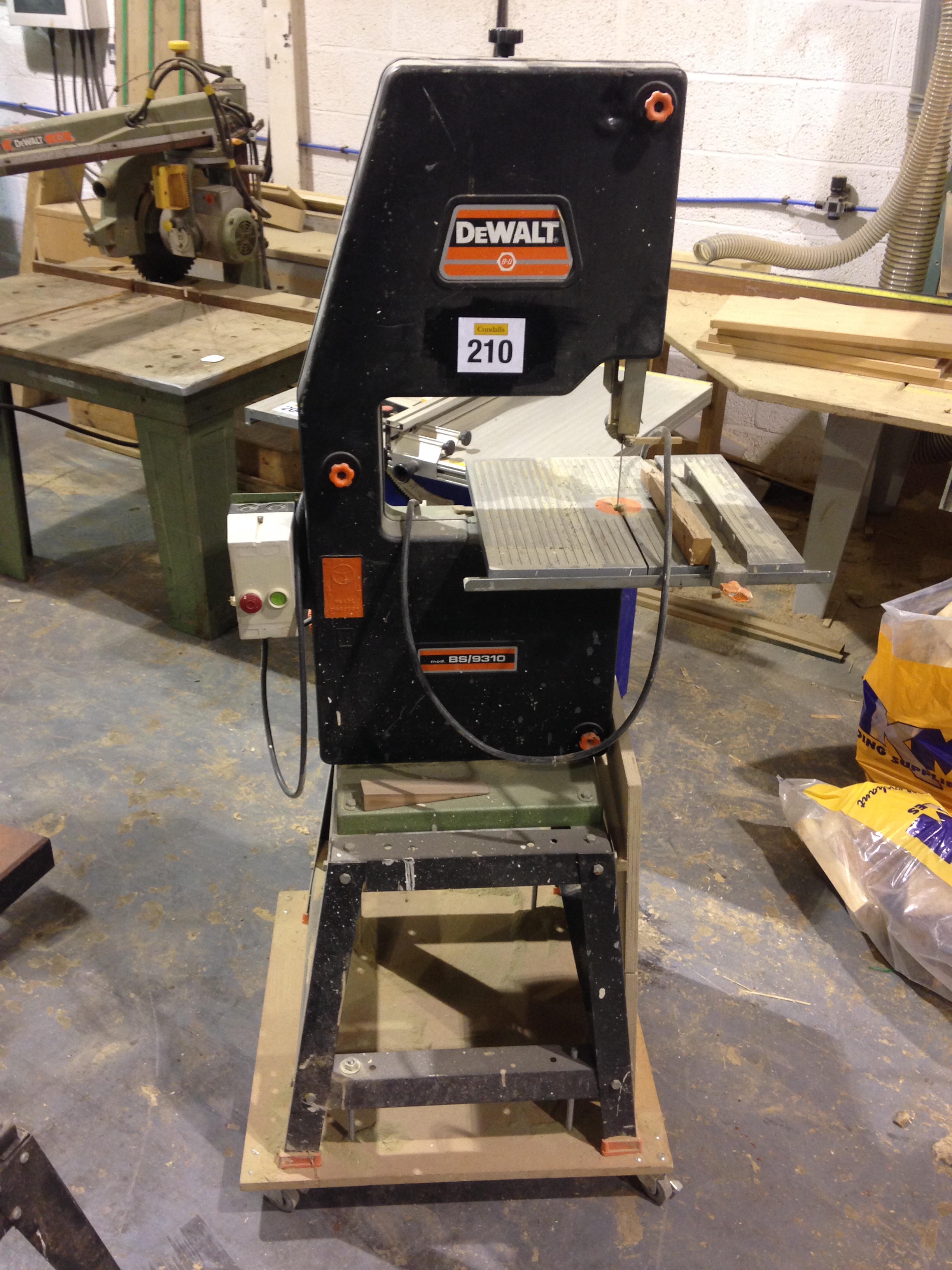 Dewalt BS/9310 Band Saw, Single Phase