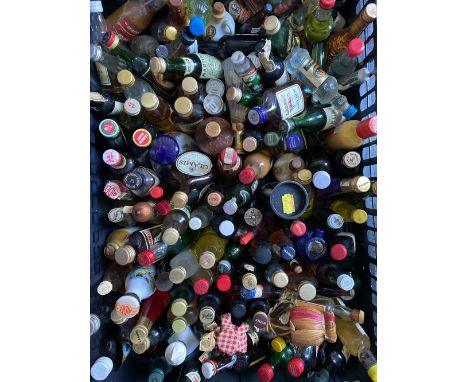 Collection of alcohol miniatures including Lambs Navy Rum, Glamis Blended Scotch Whisky, Bunnahabhain malt etc, 