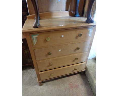 A 94cm 20th Century light oak chest of four drawers with part inlaid decoration - one foot detached but included