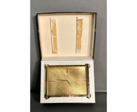 A boxed mid-century Cyma mantle clock 