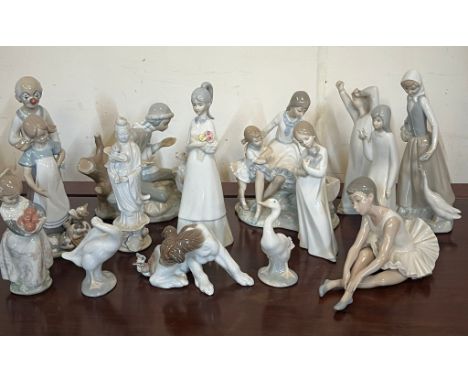 A Large collection of LLadro and Nao