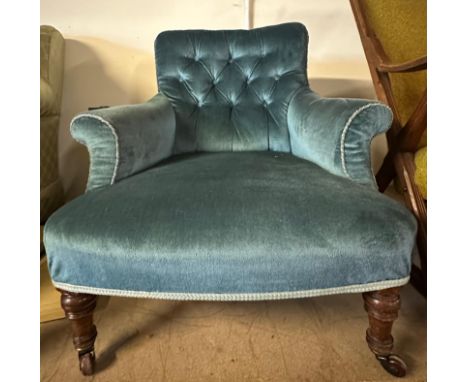  A blue velvet upholstered button back bedroom chair 