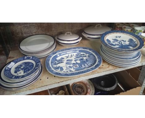 SHELF WITH QTY OF BLUE &amp; WHITE CHINA &amp; OTHER PLATES