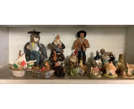 SHELF OF LILLIPUT LANE COTTAGES, FIGURINES ETC