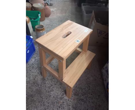 BEECH OR PINE WOODEN KITCHEN STEP