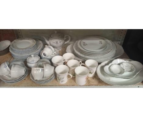 SHELF OF MISC CHINAWARE INCL: ROYAL HERITAGE COFFEE MUGS, CUPS &amp; SAUCER BY ROSE OF BAVARIA &amp; OTHER CHINAWARE