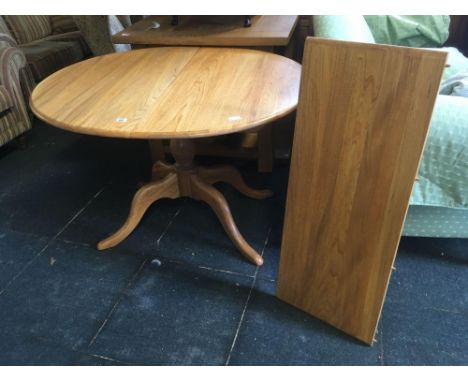 ERCOL WINDSOR EXTENDING DINING TABLE