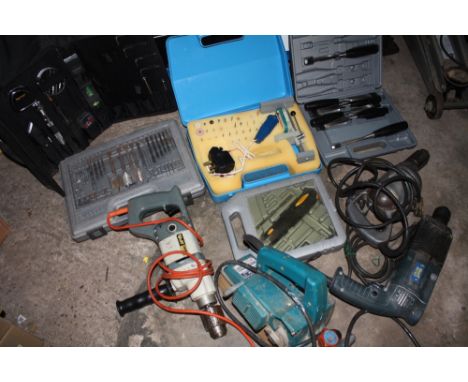 A SELECTION OF TOOLS AND CASED DRILL BITS ETC