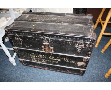 A VINTAGE BANDED TRUNK