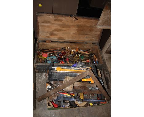 A TOOL CHEST PLUS CONTENTS TOGETHER WITH A TRAY OF TOOLS AND PARTS ETC