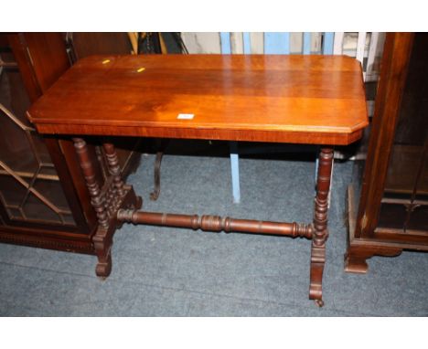 A VINTAGE MAHOGANY HALL TABLE WITH SPINDLED DESIGN