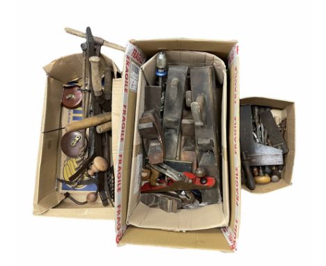 Vintage tools and parts to include wooden smoothing planes, Marples and Record planes, leather cased tape measures, hand dril