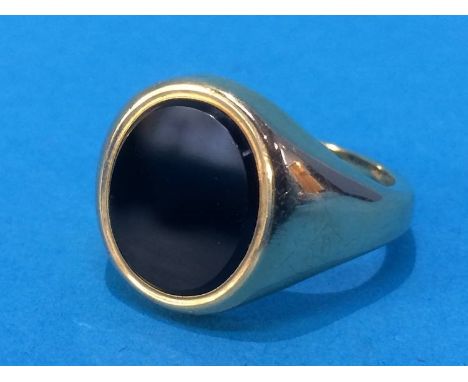 A 9ct signet ring, size 'T', 9.9 grams
