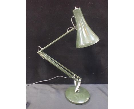 AN ANGLEPOISE LIGHTING LIMITED '90' LAMPin dark green (untested)