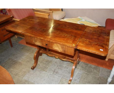 A mahogany sofa table, 152 x 65cm