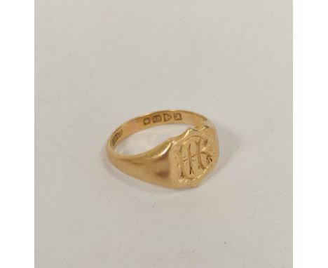 18ct gold signet ring, monogrammed, Chester 1912, size 'K. 4.6g.Condition report:Condition good - has been used but not very 