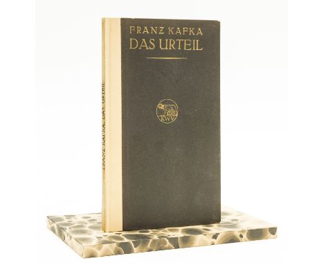 Kafka (Franz) Das Urteil, first edition, 1f. publisher's advertisements, small ink stamp to title, pencil inscriptions to fro