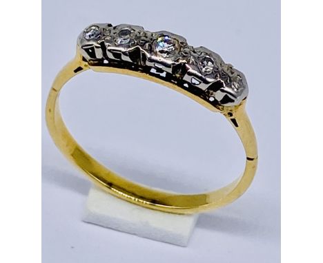 A diamond 5 stone ring set in unmarked 18ct gold, size P