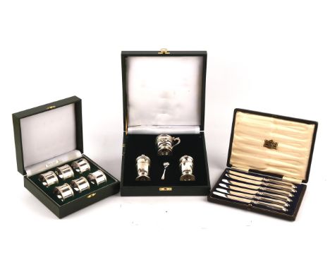 Irish silver set of six silver serviette rings with Celtic band borders by Alwright & Marshall Ltd, Dublin 1997, a similar th