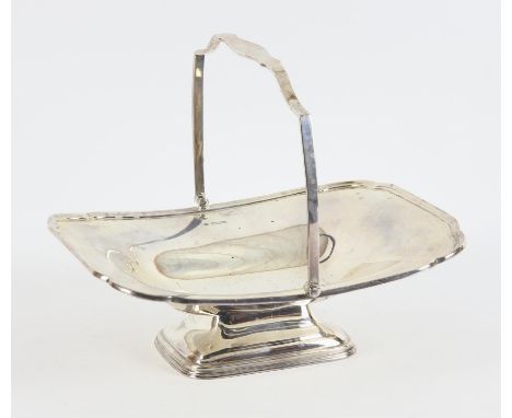 Silver swing handle basket on pedestal foot by Cooper Brothers & Sons Ltd , Sheffield 1929 20.8ozt 647gm, 8.5cm high x 25.5cm